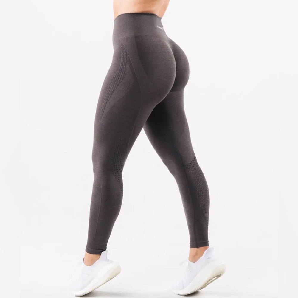 Alphalete Amplify Contour - PEWTER